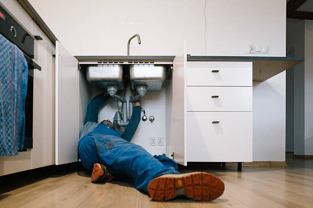 Professional Plumbing technician working in Philomont, VA
